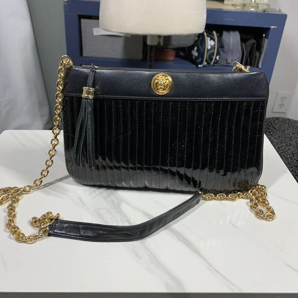 ANNE KLEIN chain strap pet tent leather crossbody bag purse lion hardware